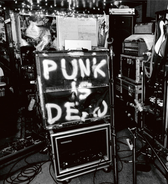 punk is dead